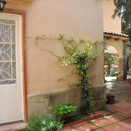 公寓 蒂比达博公寓酒店 *